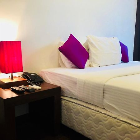 Emerald Hill Hotel كاندي المظهر الخارجي الصورة