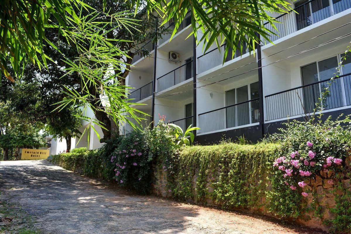 Emerald Hill Hotel كاندي المظهر الخارجي الصورة