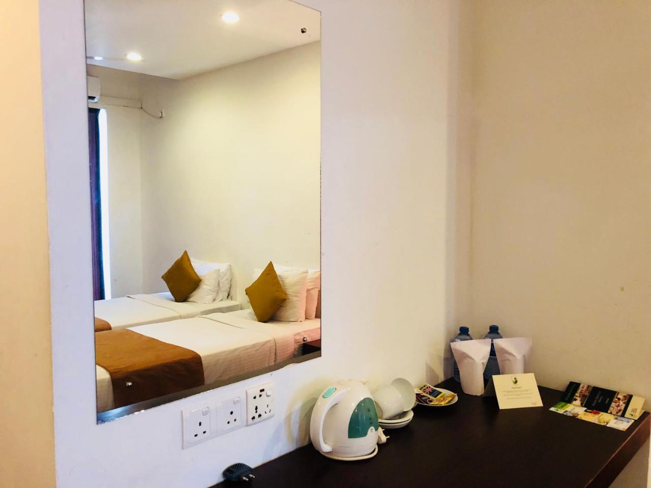 Emerald Hill Hotel كاندي المظهر الخارجي الصورة